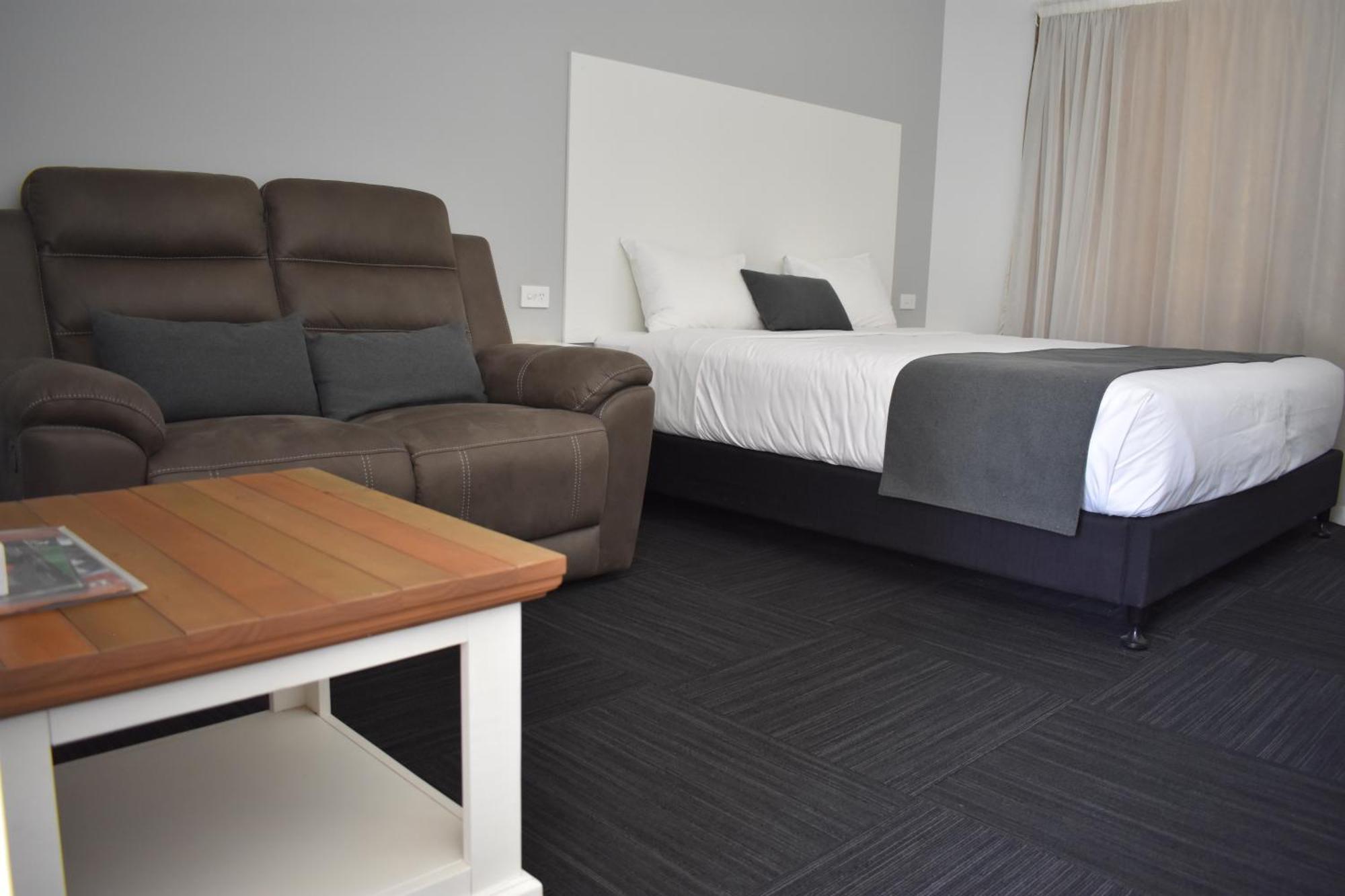 Riviana Motel Deniliquin Kültér fotó