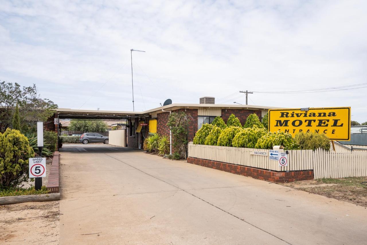 Riviana Motel Deniliquin Kültér fotó